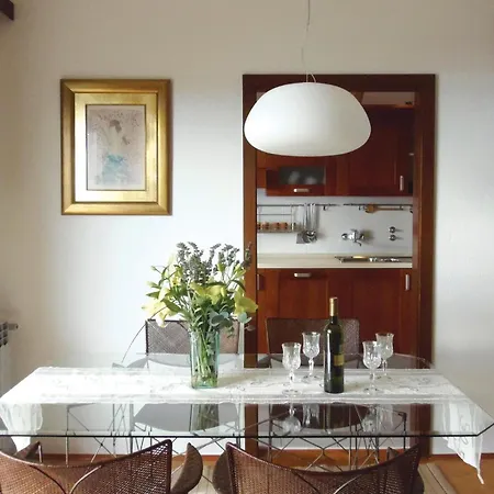 Three-bedroom With Sea View 04 Semesterbostad Makarska