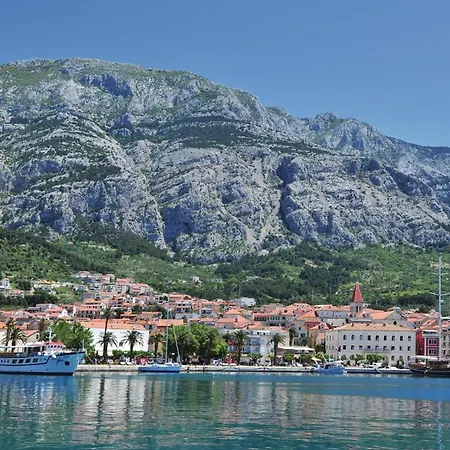 Three-bedroom With Sea View 04 Makarska