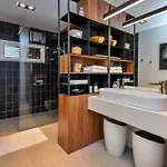 Three-bedroom With Sea View 04 Σπίτι διακοπών *