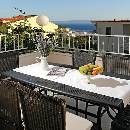 Three-bedroom With Sea View 04 * Makarska