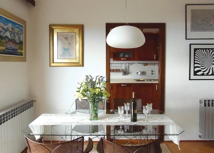 Three-bedroom With Sea View 04 Casa de Férias Makarska