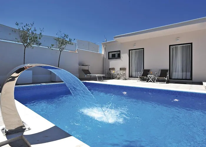 Three-bedroom With Sea View 04 Casa de Férias